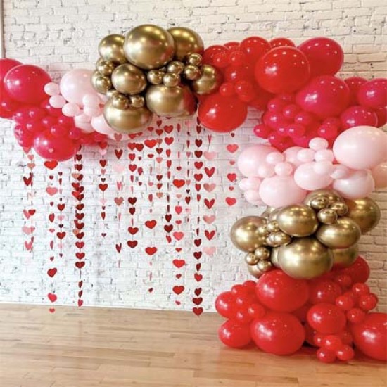 Beautiful Red Shiny Golden Décor